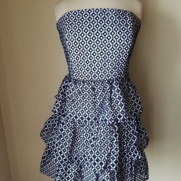 NWT White House Black Market Strapless Tier Dress - Picture 7 of 8